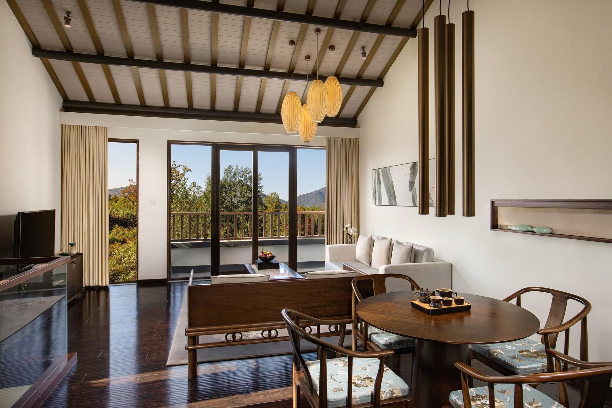 Banyan Tree Hotel Huangshan-The Ancient Charm Of Huizhou, A Paradise מראה חיצוני תמונה